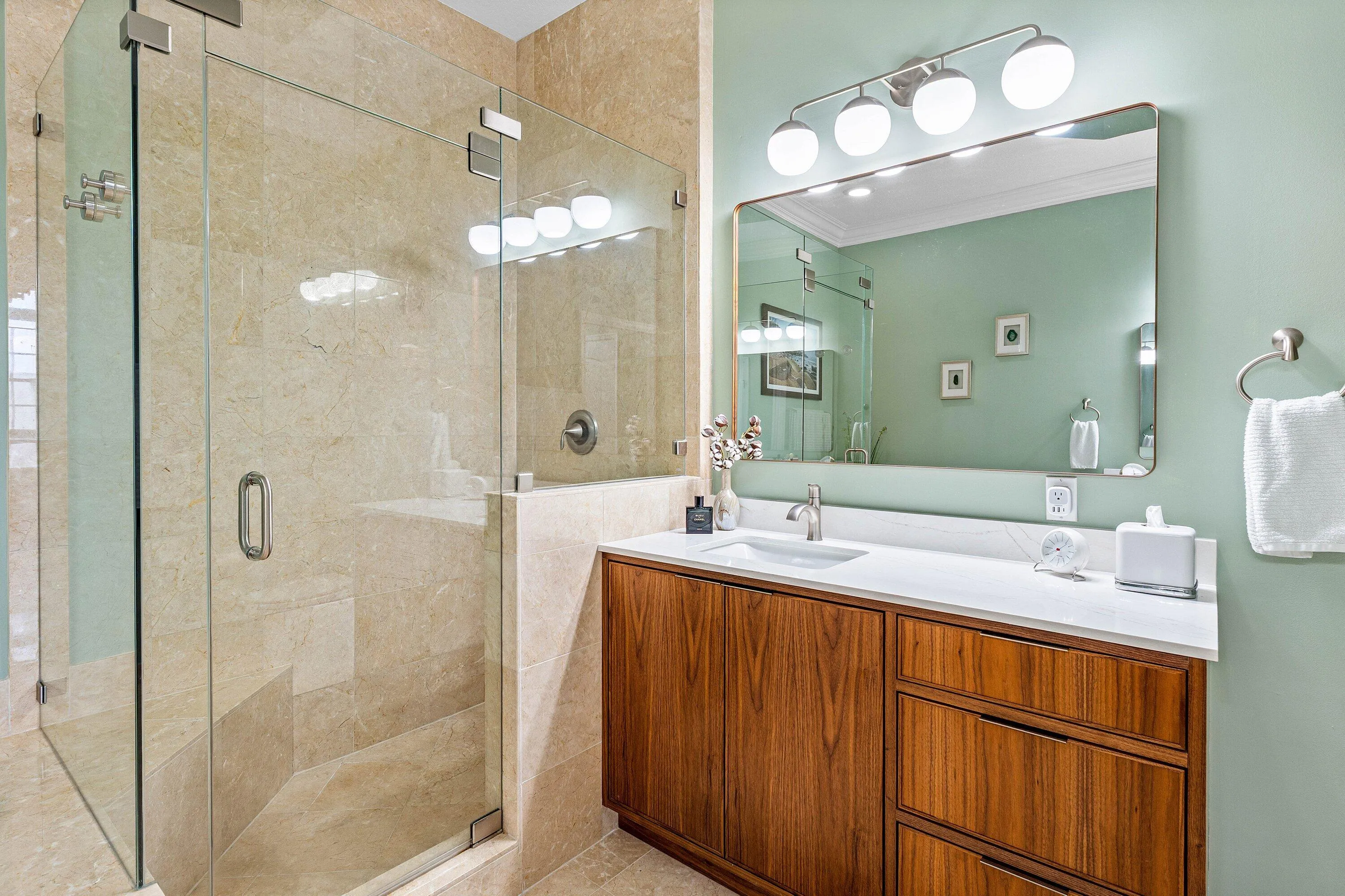 020-701SouthOliveAvenue-515-WestPalmBeac