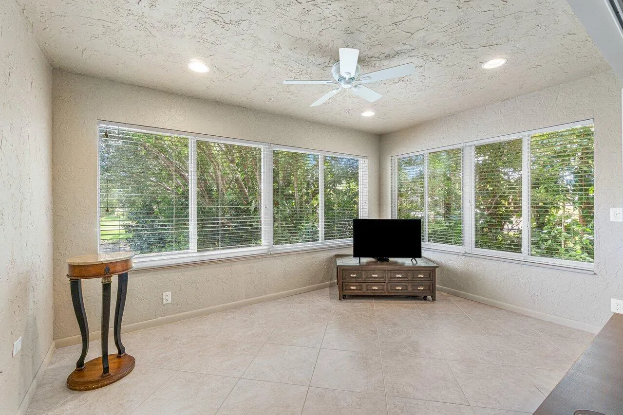 017-22WestgateLane-BoyntonBeach-FL-33436