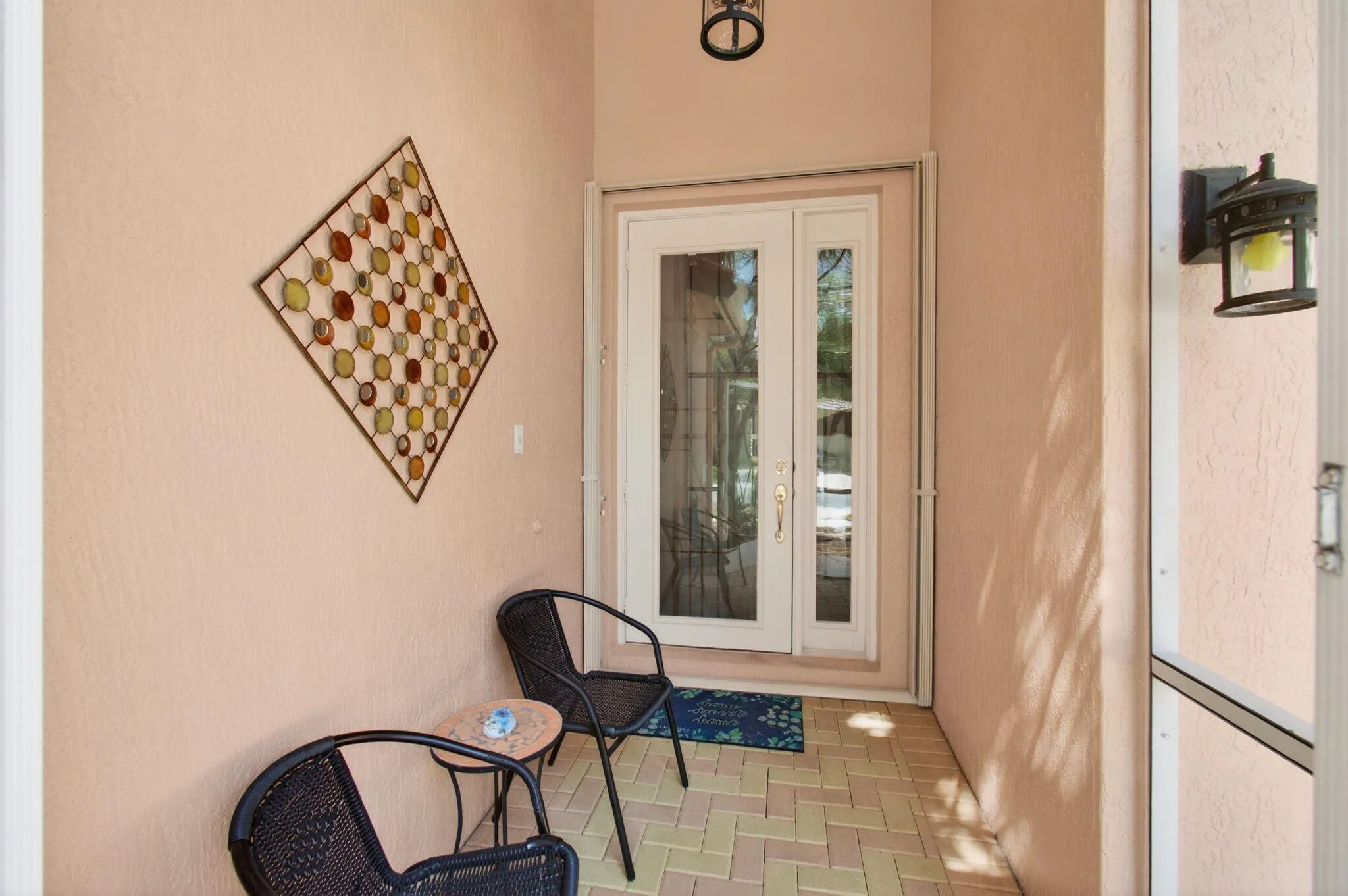 Screen Front Patio