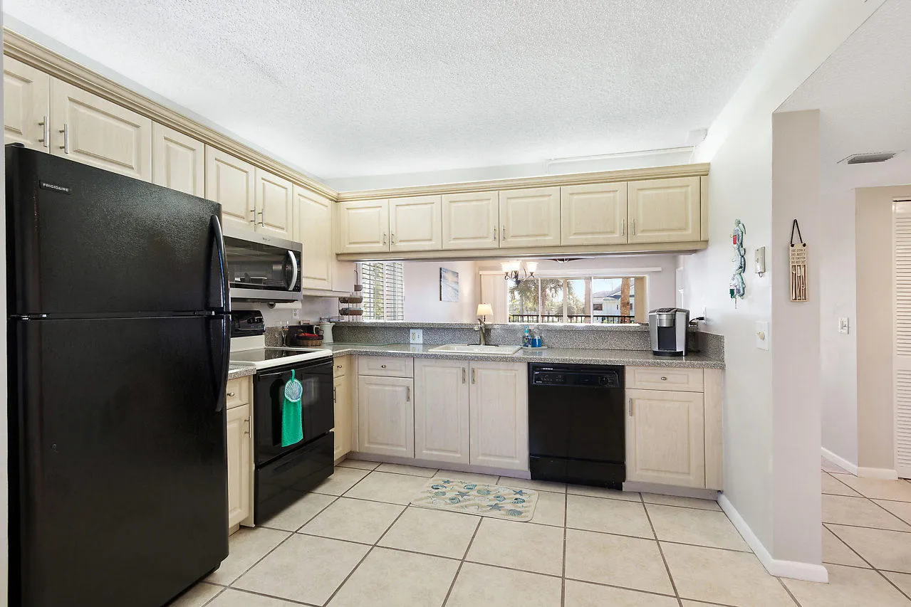 004-275PalmAve-Jupiter-FL-small