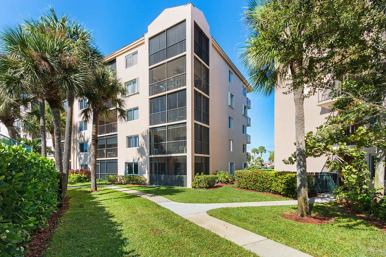 025-275PalmAve-Jupiter-FL-small