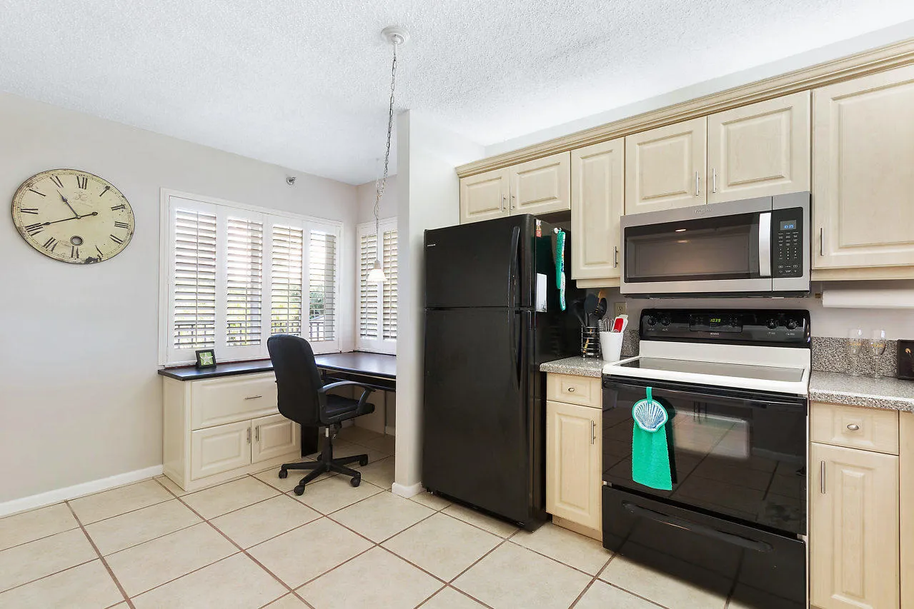 006-275PalmAve-Jupiter-FL-small
