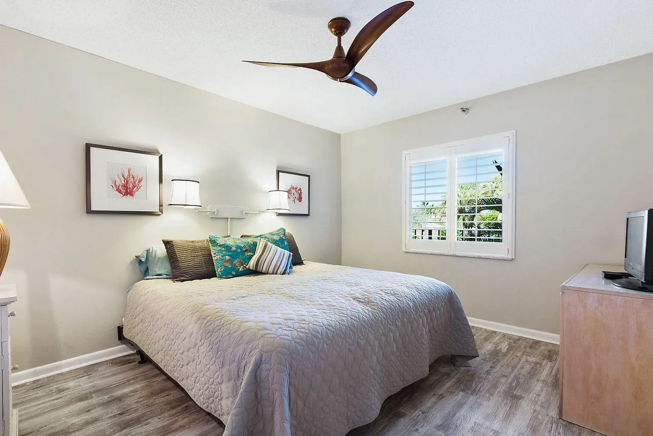 013-275PalmAve-Jupiter-FL-small