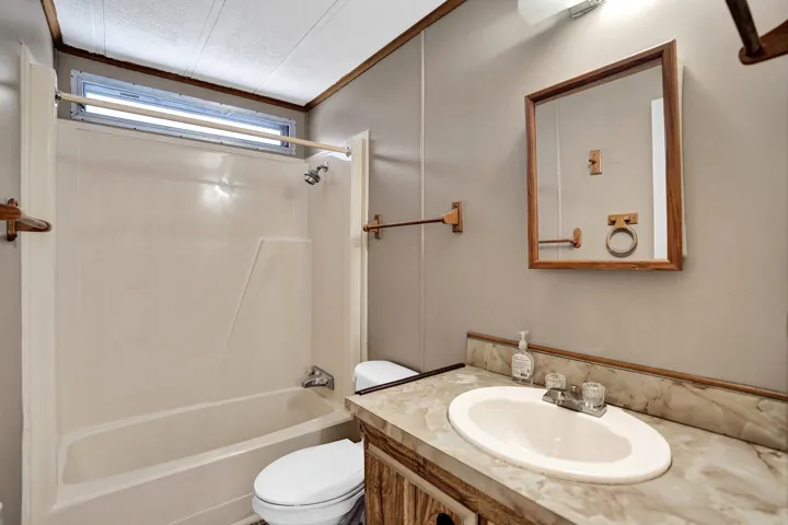 Guest bath in hallway