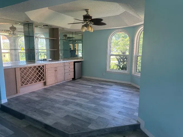 85 dining room