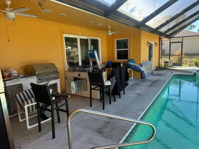 15185 pool area
