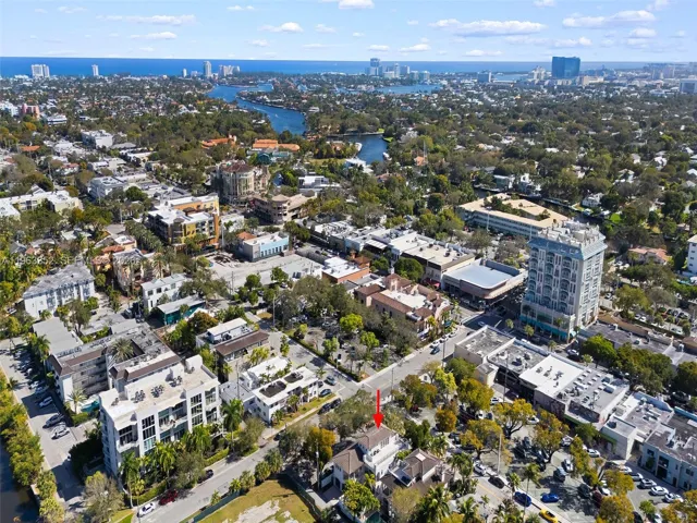 In the heart of downtown FT. Lauderdale
