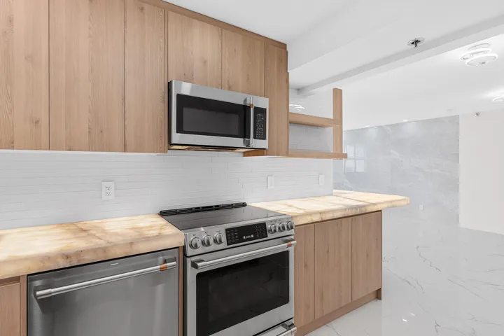005-4505SouthOceanBoulevard-803-Highland
