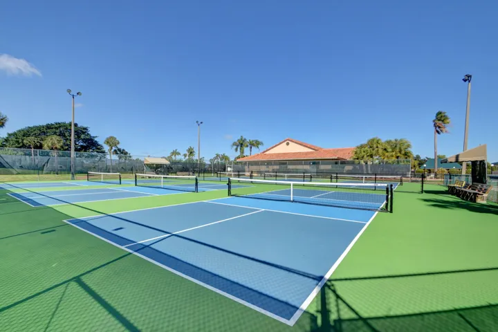 Tennis