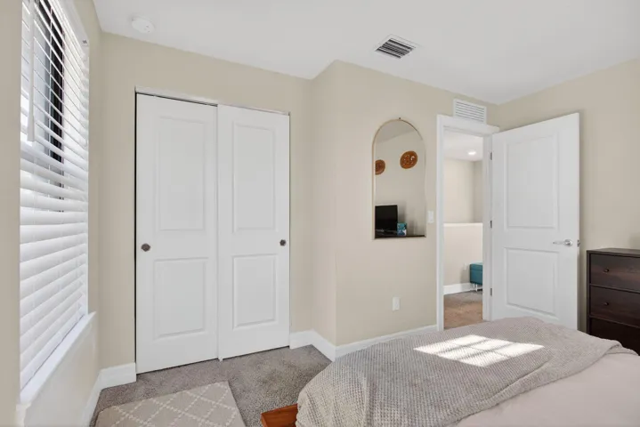56-web-or-mls-2980-0656