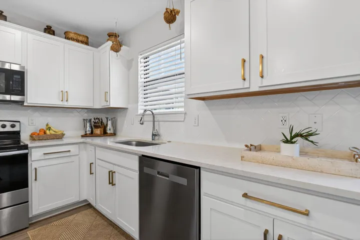 44-web-or-mls-2980-0596