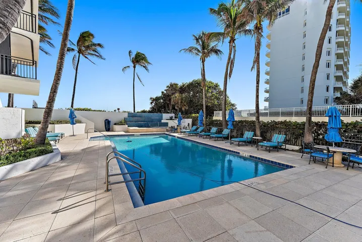 Private Heated Condo Pool