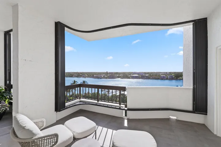 Views and Sitting Area Choices
