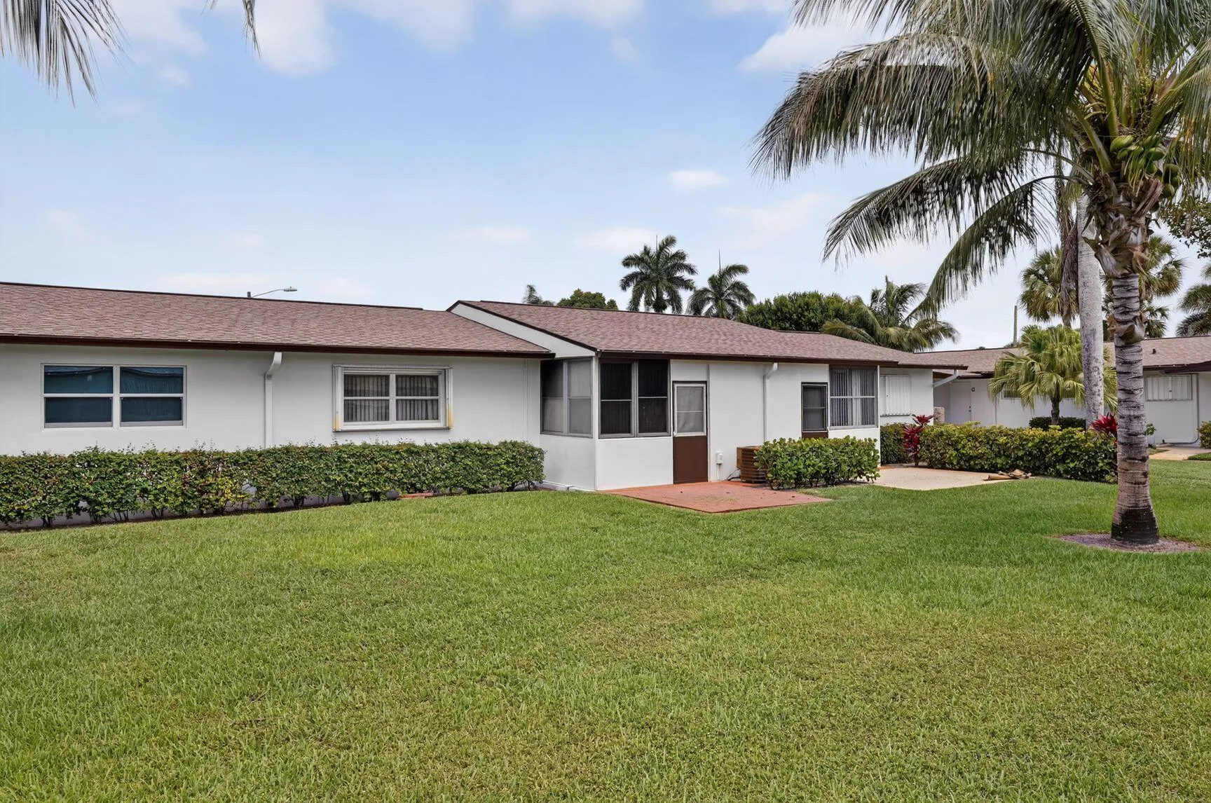 2965 Crosley Dr W - Back Yard