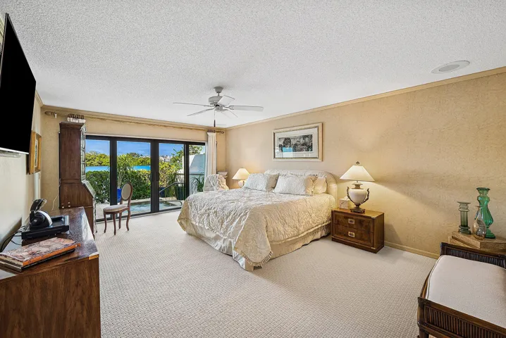 032-6110NorthOceanBoulevard-40-OceanRidg