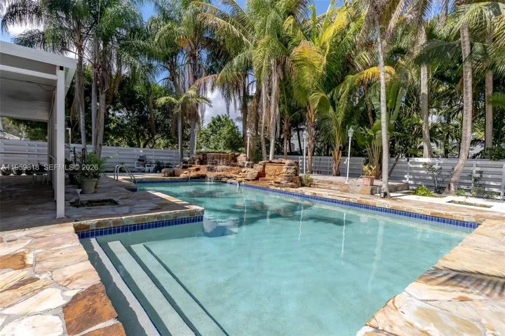 Virtual staging