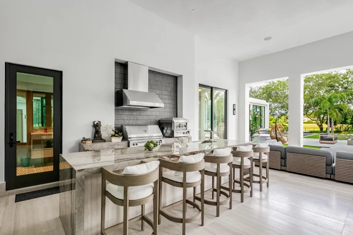 Summer kitchen