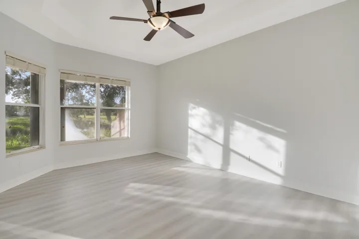Large Main Bedroom