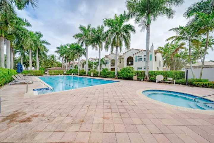 60-web-or-mls-013_48_exterior-43