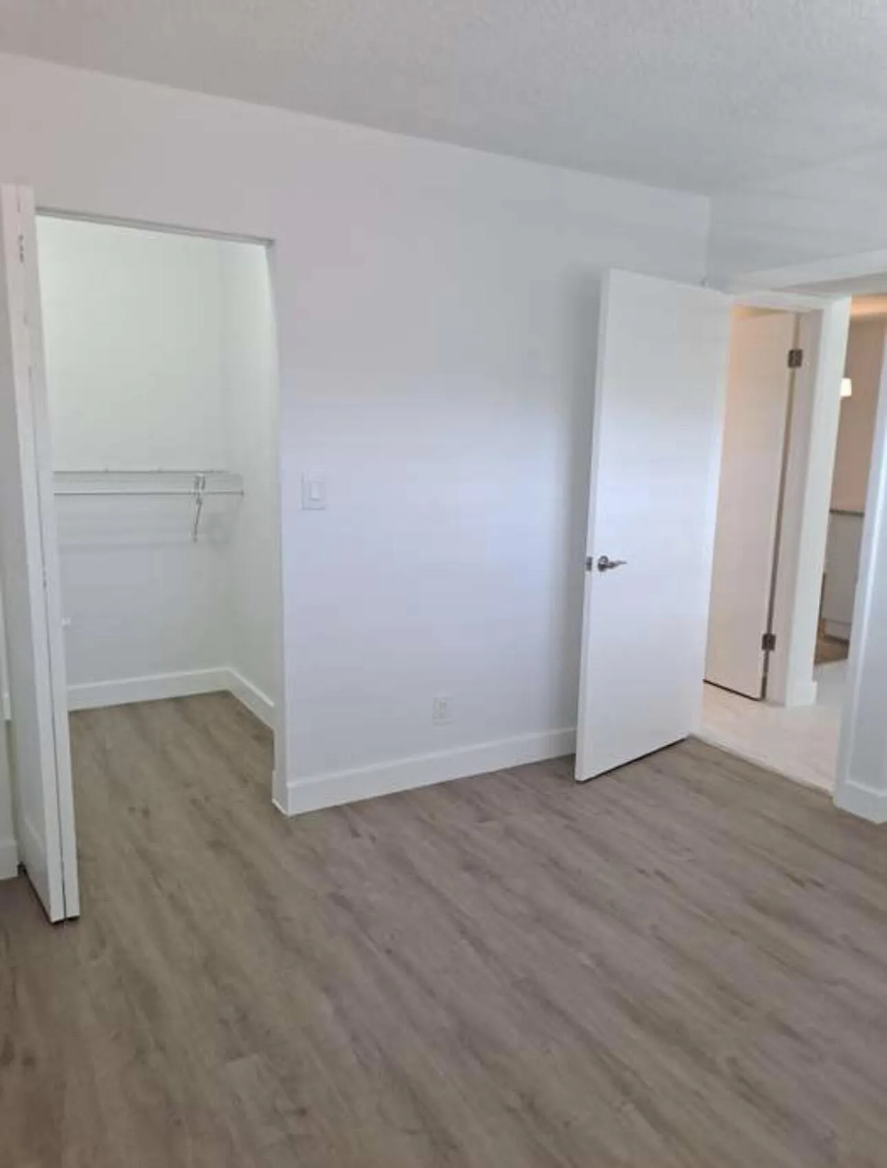 Bedroom #!