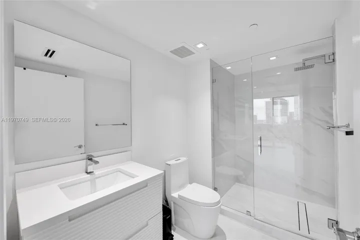 Second Bed Bathroom