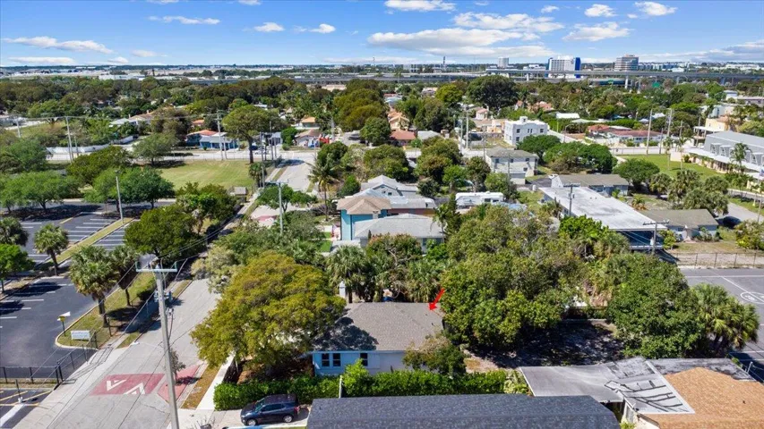 28-Aerial Side of Home