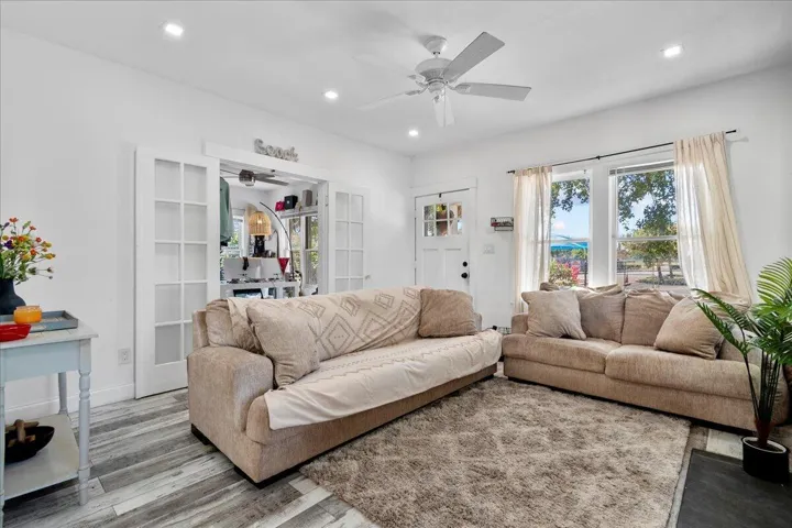 13-Living Room 3