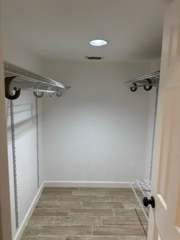 Closet 2