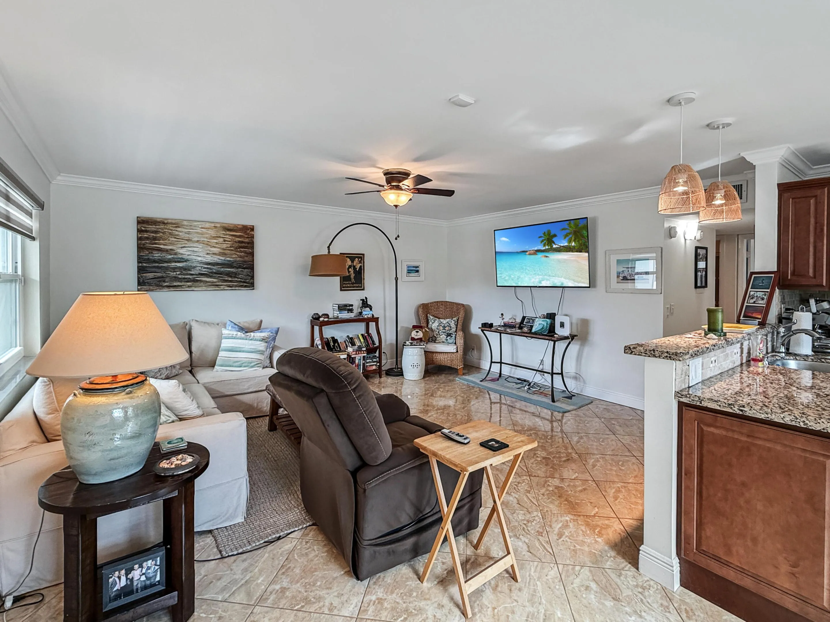 Living room 2