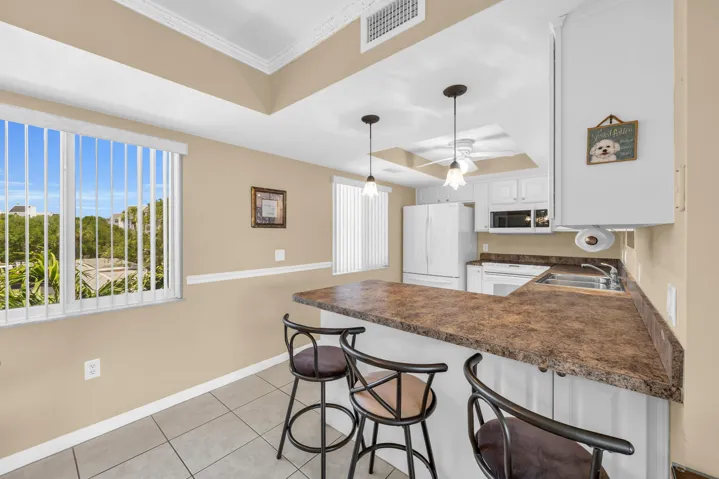 2400 S Ocean Dr 7636