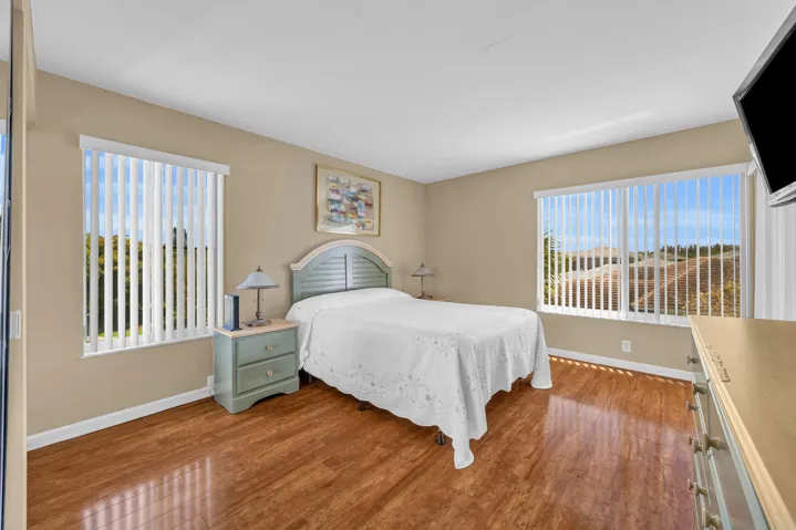 2400 S Ocean Dr 7636