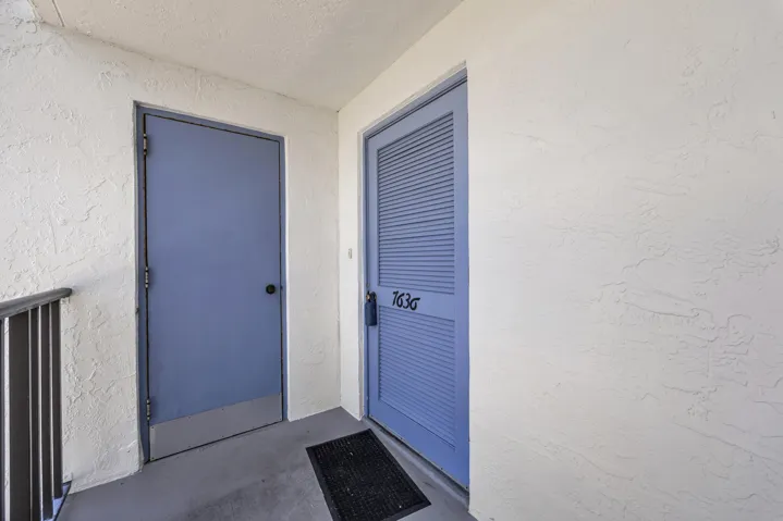 2400 S Ocean Dr 7636