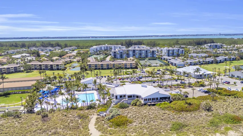 2400 S Ocean Dr 7636