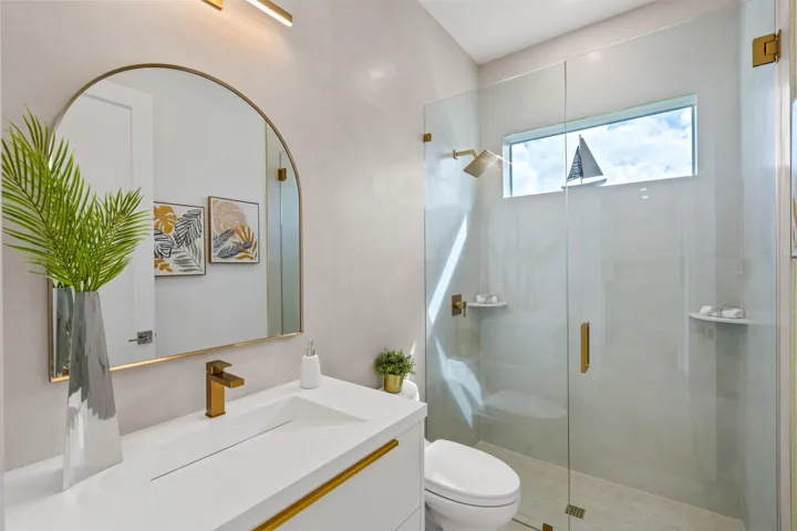 BATHROOM_1_DT