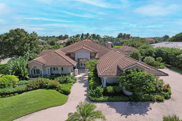 01_Aerial_1_mls