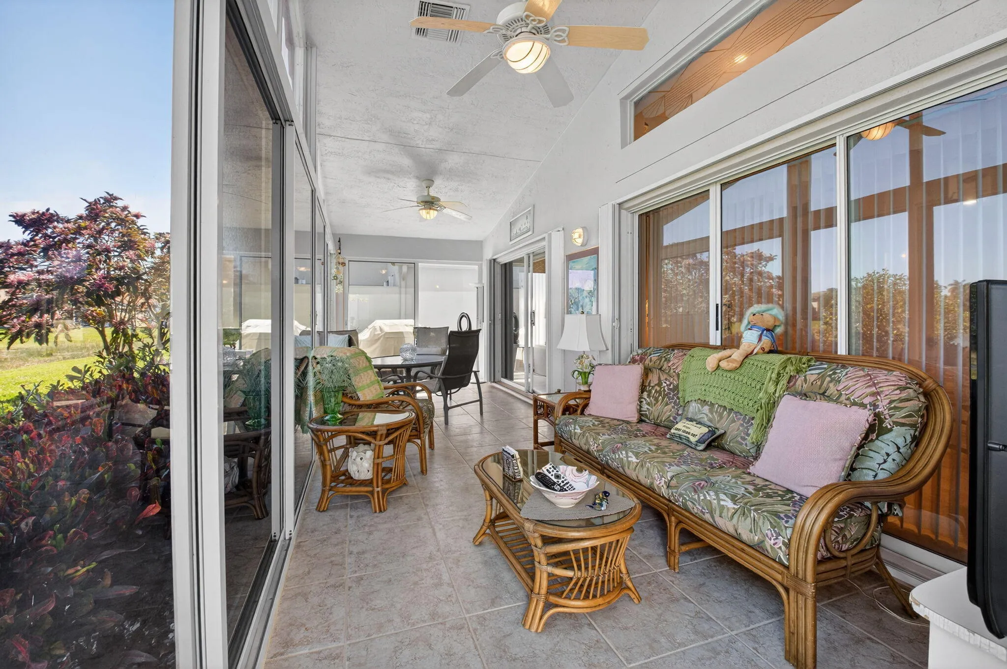 Enclosed Florida room