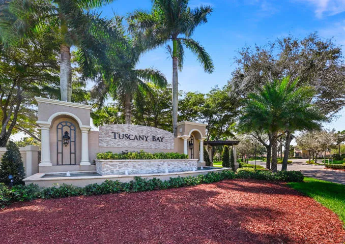 Tuscany Bay Entrance