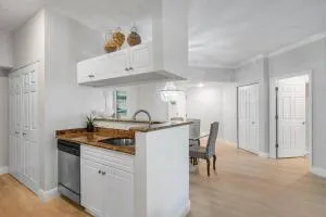 013-2408TuscanyWay-BoyntonBeach-FL-33435