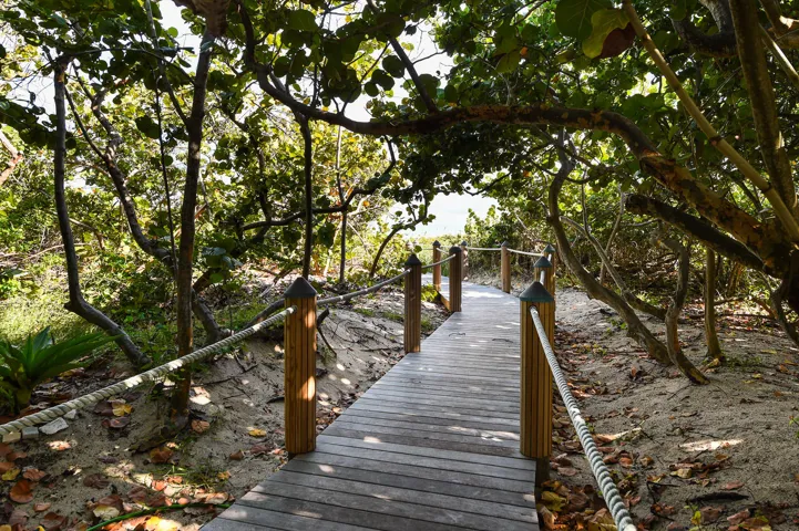 SHADED PATHWAY TO BEACH