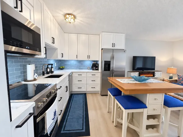 Kitchen/Dining
