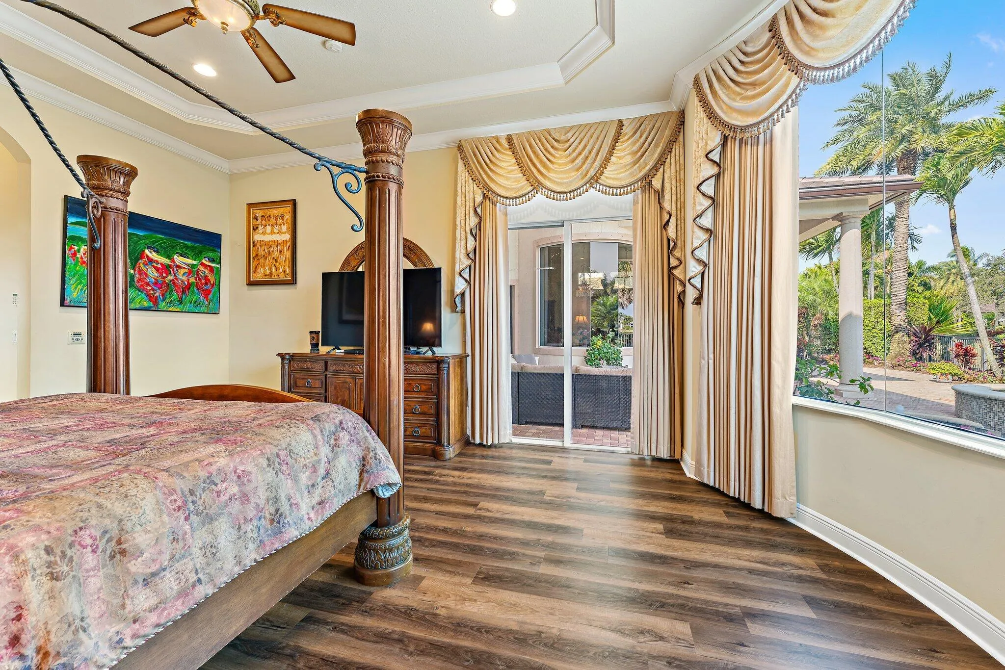 Property photo 32