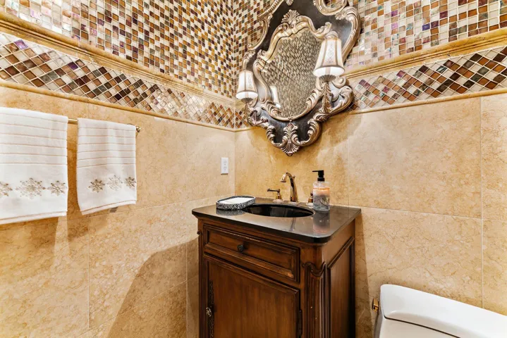 1st Floor 1/2 Bath #1