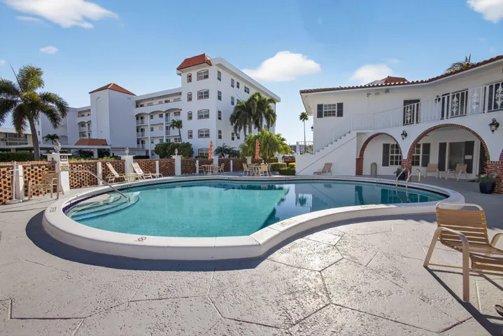 Club House & Pool