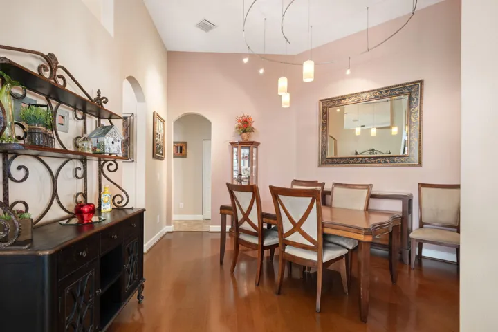 9-web-or-mls-4220 Abbington Woods Circle