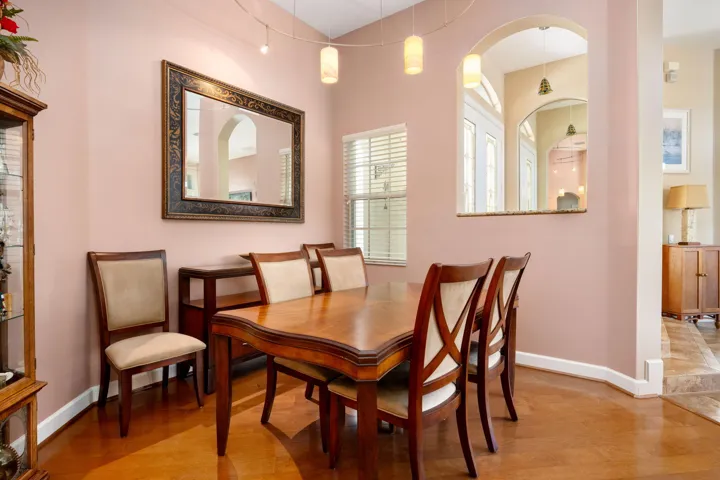 10-web-or-mls-4220 Abbington Woods Circl