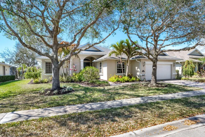 3-web-or-mls-4220 Abbington Woods Circle