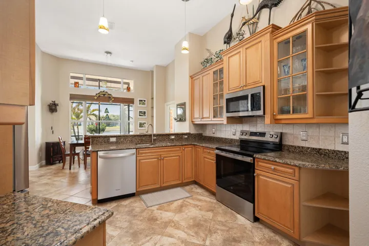 19-web-or-mls-4220 Abbington Woods Circl