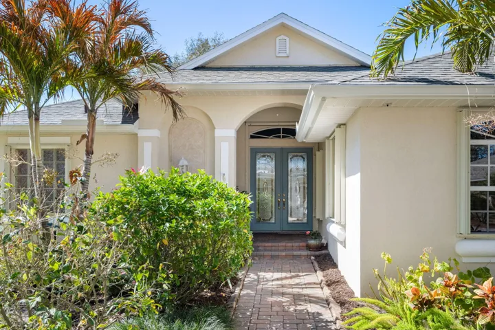 2-web-or-mls-4220 Abbington Woods Circle