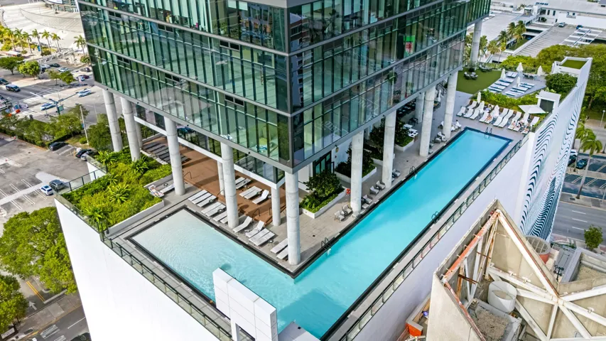 20250617-20250617-DJI_20250617170401_019