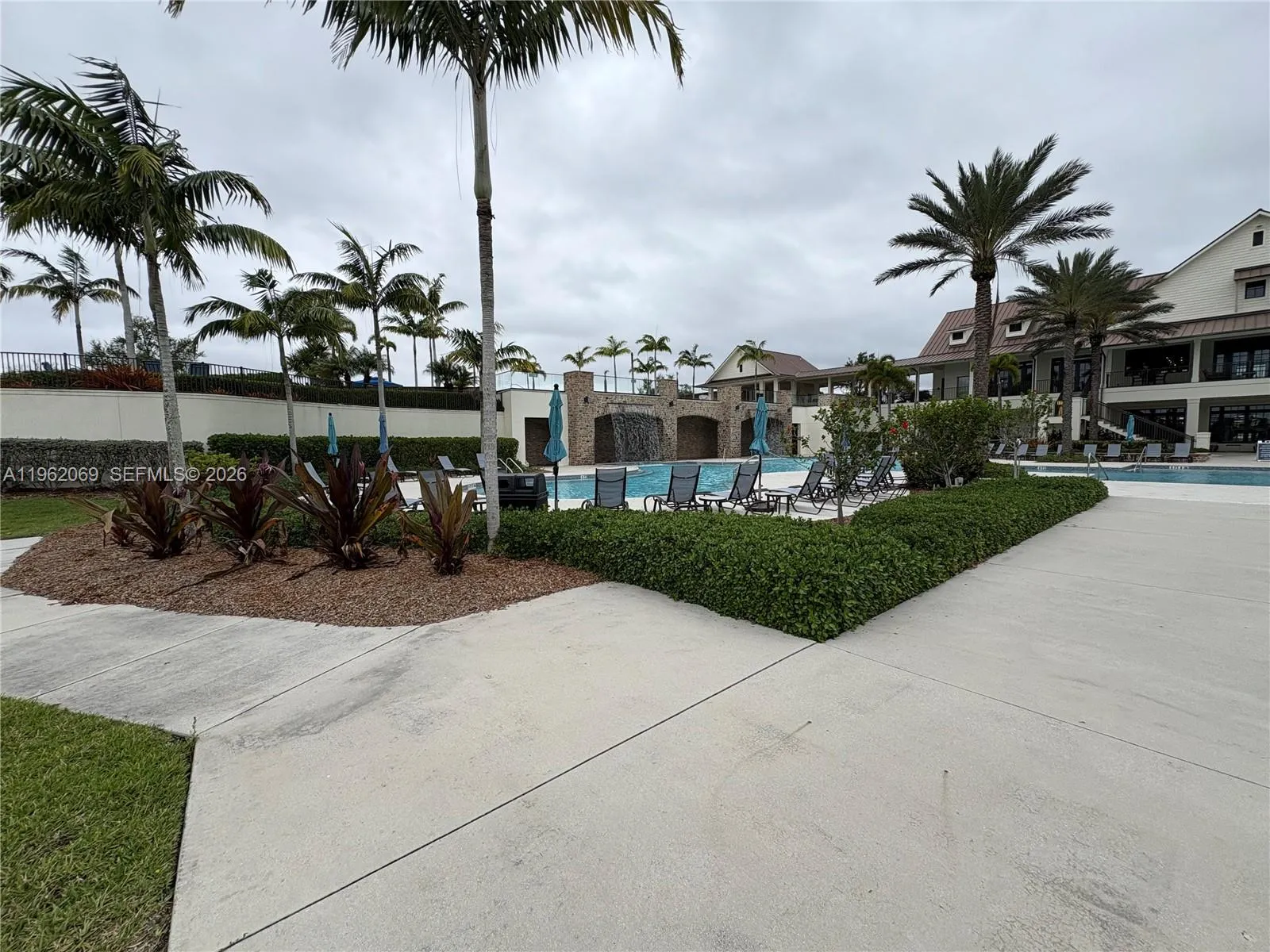 Photo 57
